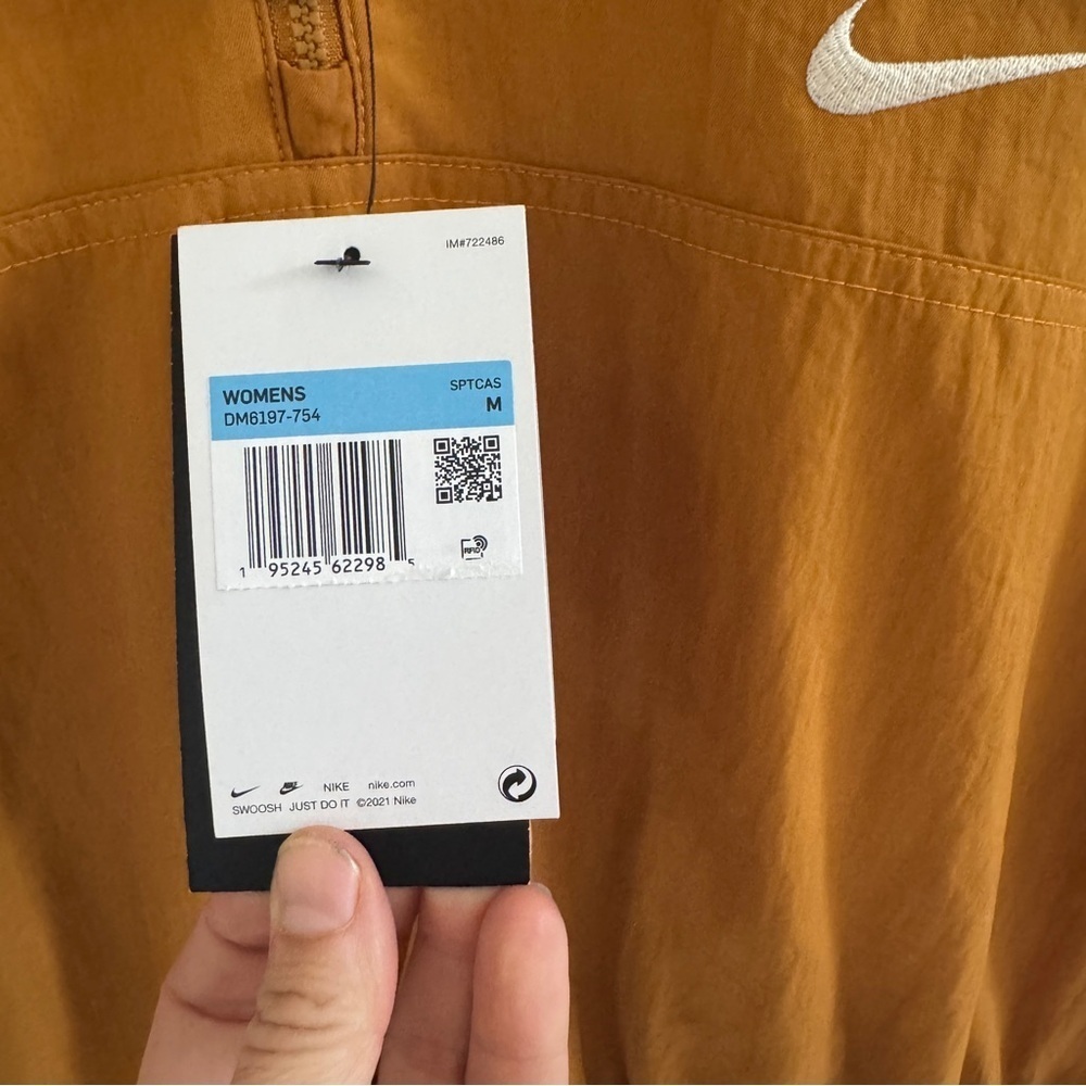 Nike Swoosh Marigold Short Sleeve Dress M - Picture 3 of 11